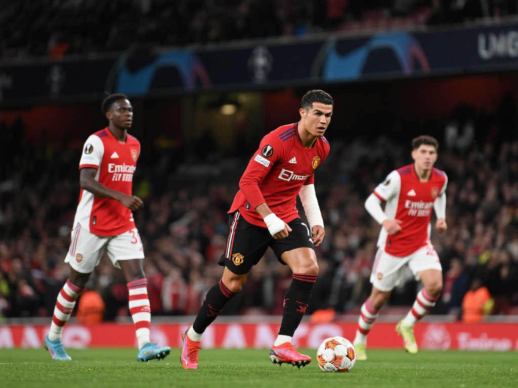 英联赛杯半决赛对阵揭晓 一月角逐决赛席位